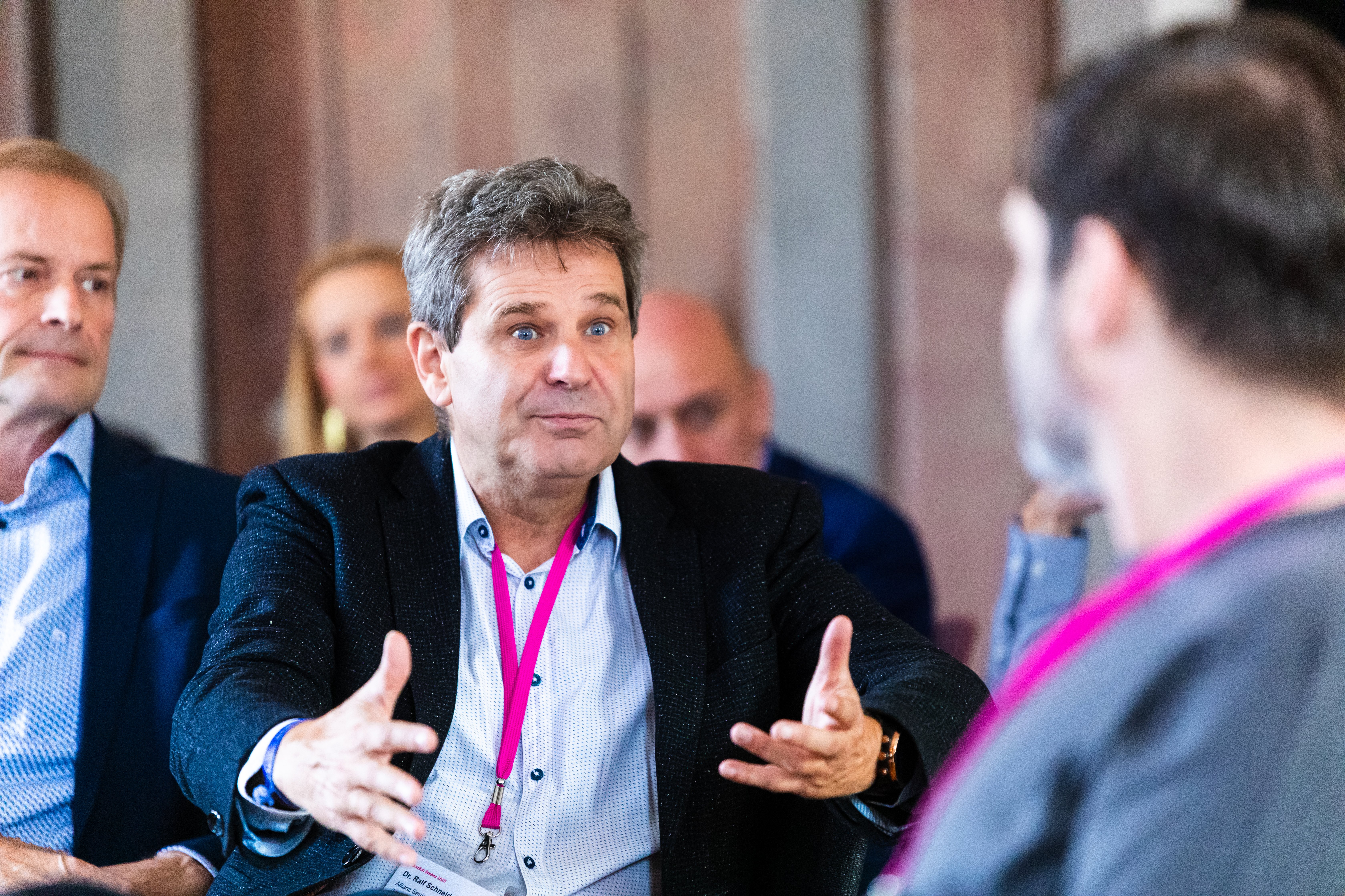 Ralf Schneider of Allianz in dialogue at the software excellence network