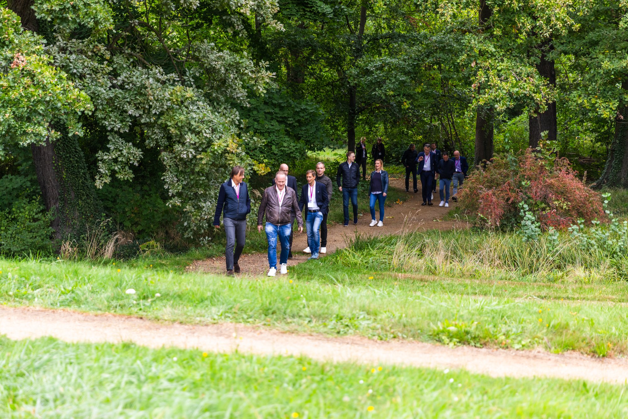 The executive exchange featured a walk along the scenic estate of the castle Fürstlich Drehna The executive exchange featured a walk along the scenic estate of the castle Fürstlich Drehna