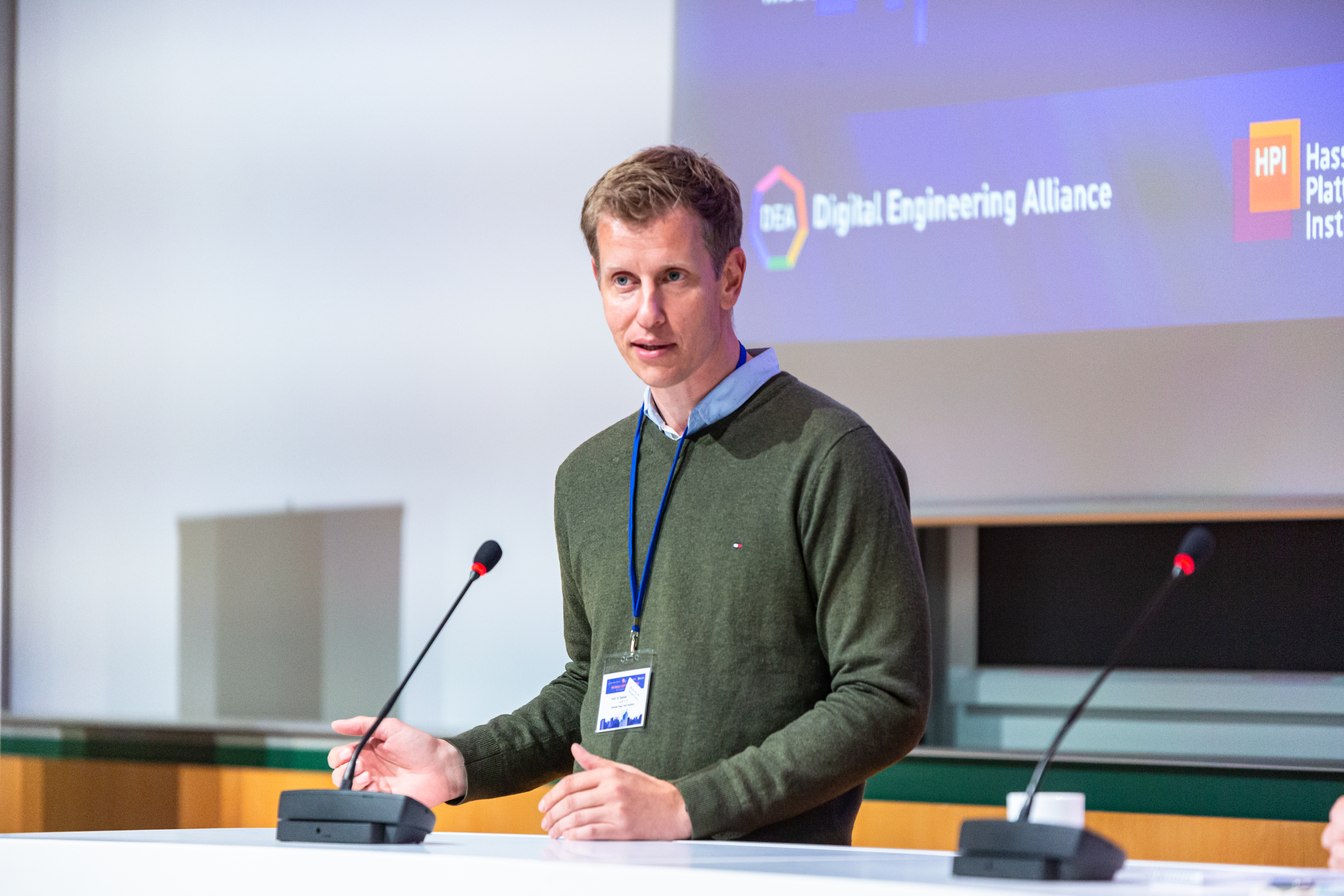 Prof. Dr. Bastian Halecker Innovationsmanagement und Entrepreneurship, Universität Potsdam 